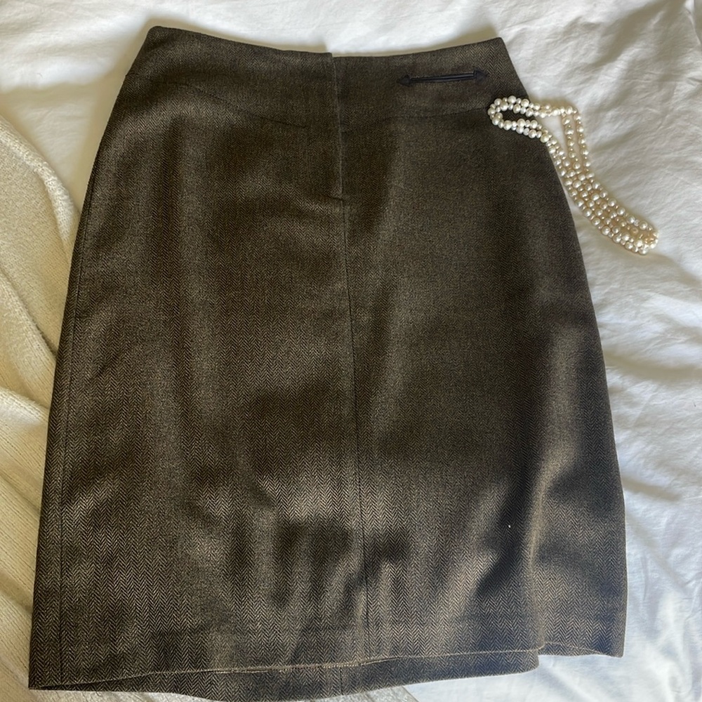 Corporate Skirt